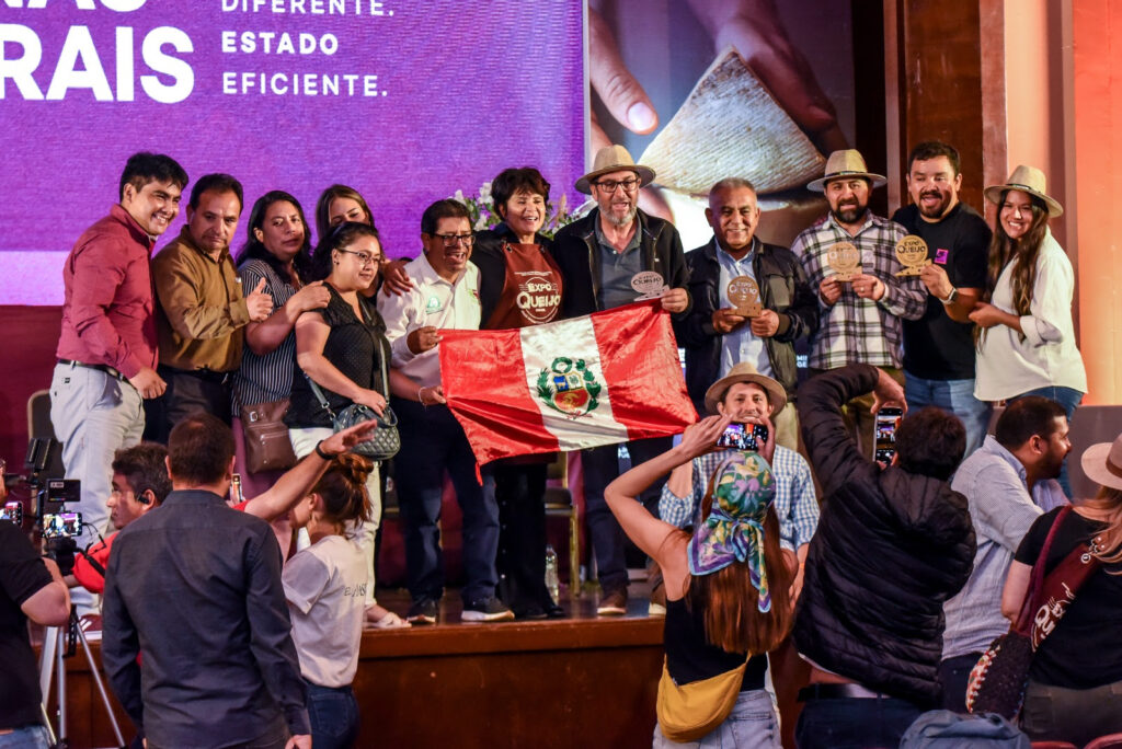 ExpoQueijo Brasil 2025 bate recorde de queijos estrangeiros e confirma representatividade internacional